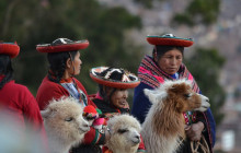 Valencia Travel Cusco2