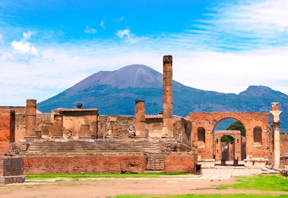 Transfer From Naples To Sorrento With Tour In Pompeii - Naples ...