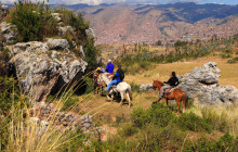 Valencia Travel Cusco4