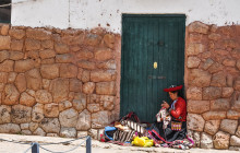 Valencia Travel Cusco3