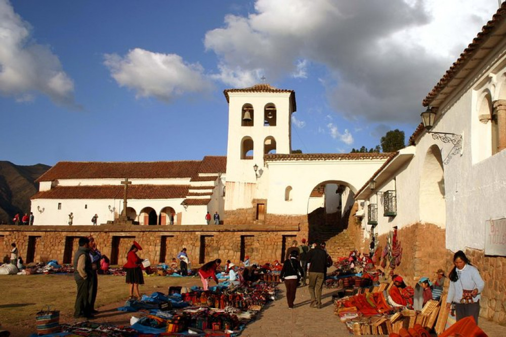 Valencia Travel Cusco