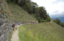 Valencia Travel Cusco5