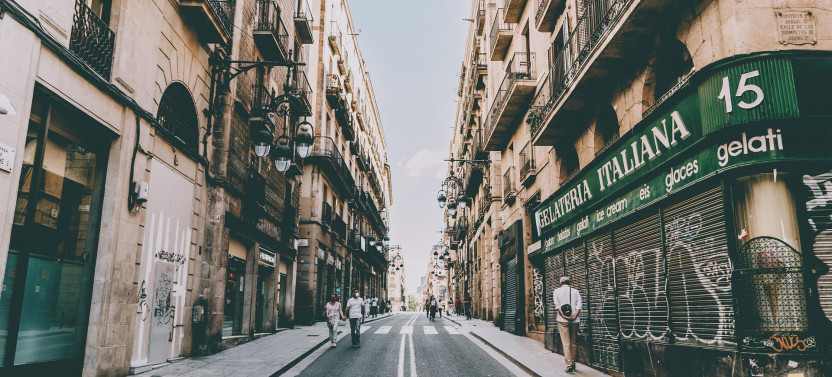 Barcelona Gothic Quarter Tour with Traditional Tapas & Flamenco Show, photo 2 of 13
