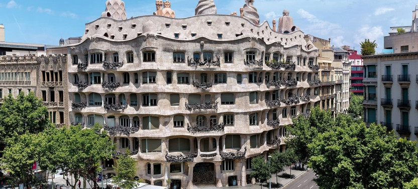 Gaudí Experience Private Tour