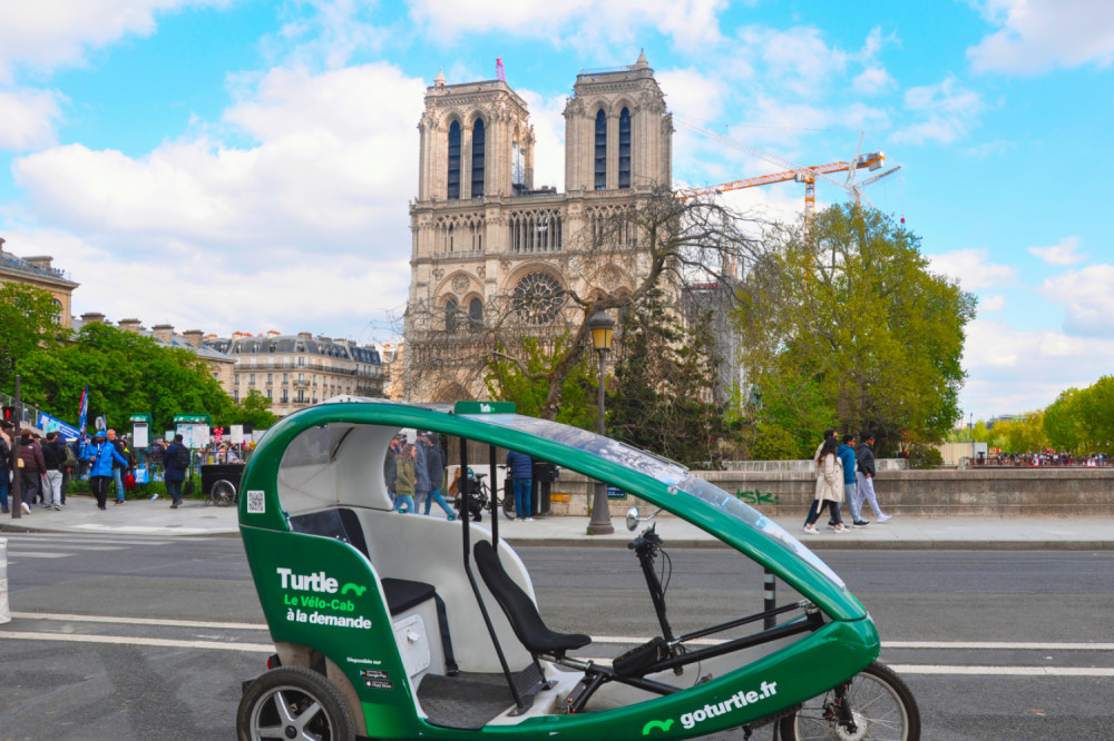 Best Paris Rickshaw Private Tour