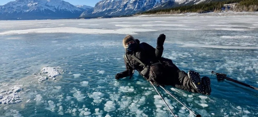 Icefields Parkway & Ice Bubbles of Abraham Lake