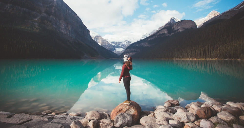 Lake Louise, Emerald Lake & Johnston Canyon Fall Adventure