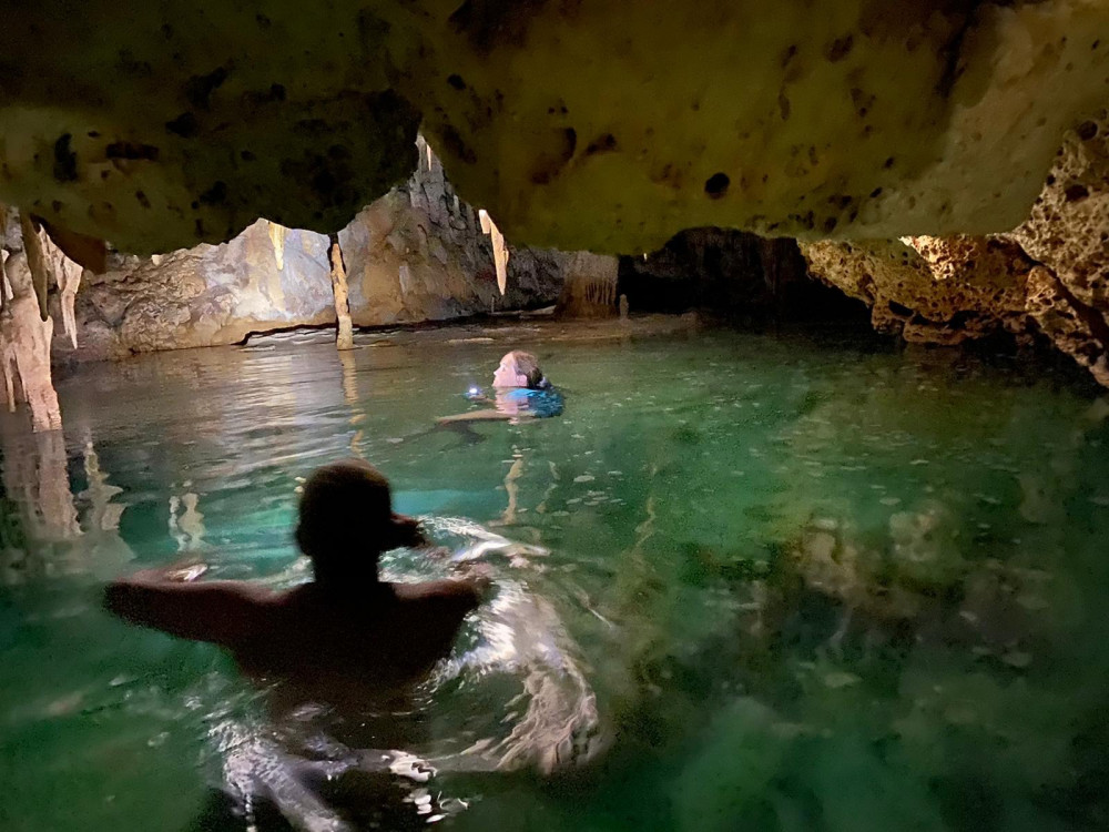 Cave Exploration and Night Snorkeling Tour- Tijdelijk