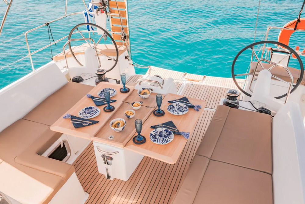 Athens Private Sunset Sailing and Gastronomy Cruise (5 hours)