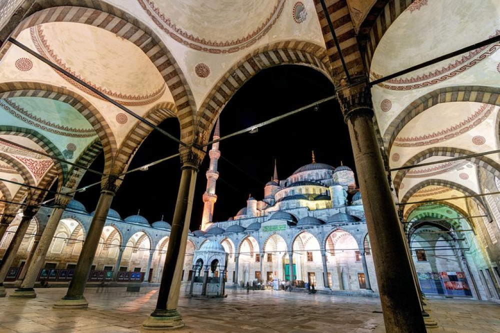 3-Nights in Istanbul Two Continents Tour: East Meets West