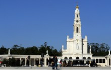 Faith And Heritage: Fátima, Batalha and Óbidos Shared Tour