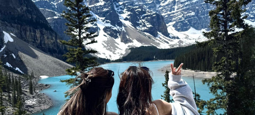 Small Group Full Day Tour in Banff, Lake Louise, Moraine Lake from Calgary