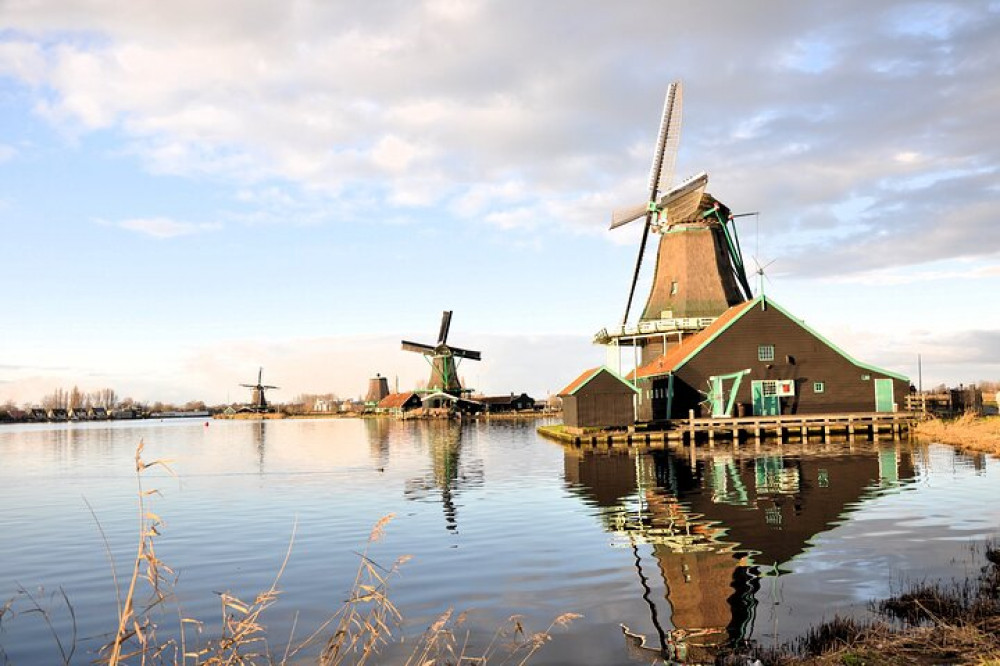 Private Guided Highlights of Holland Tour with Cheese Tasting