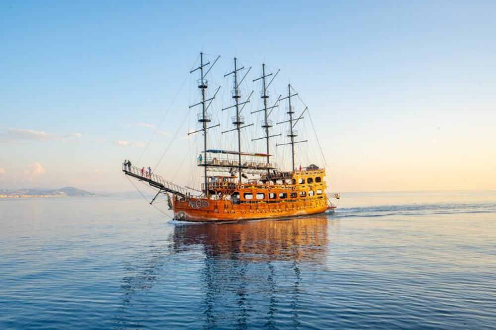 Full-Day Pirate Boat Tour With Lunch And Foam Party In Antalya