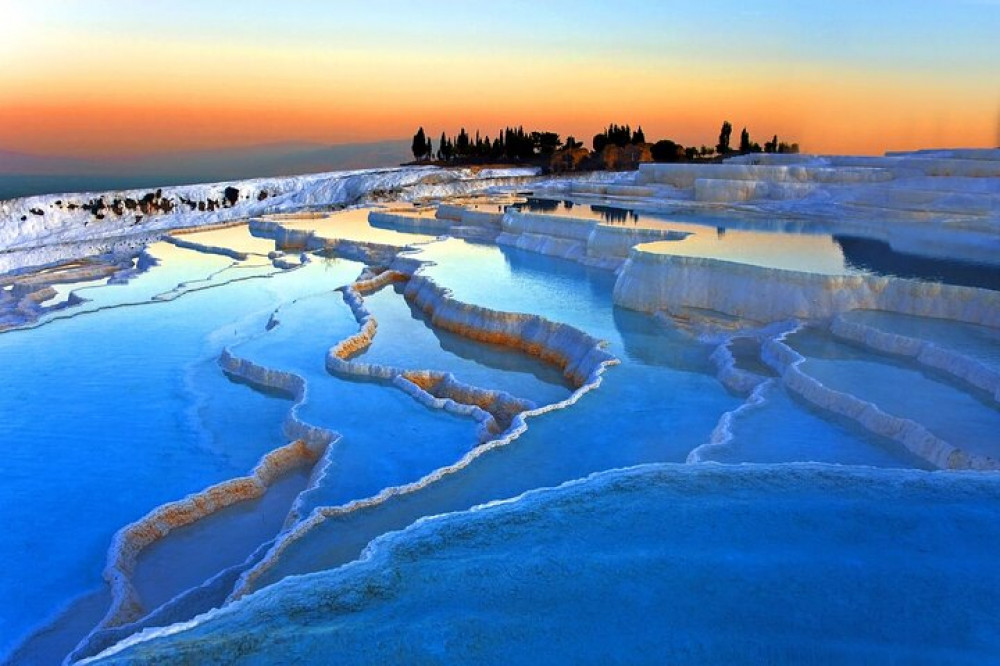 Pamukkale Tour With 3-Meals, Entrance & Transfer From Antalya