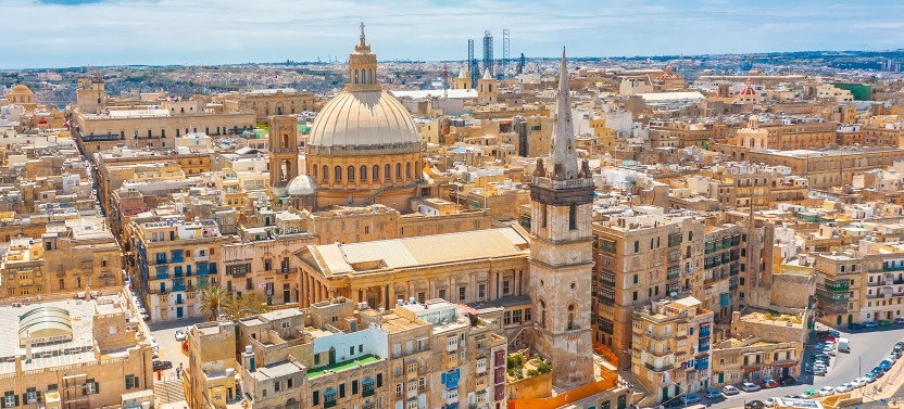 Valletta Full-Day Guided Tour in French (Including Lunch)