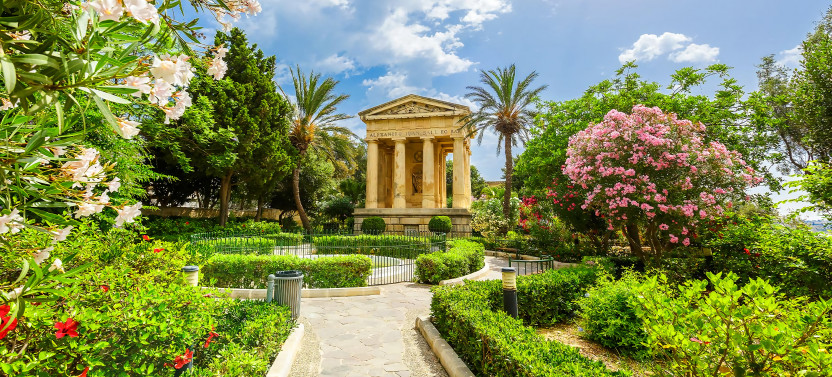 Valletta Full-Day Guided Tour in French (Including Lunch)