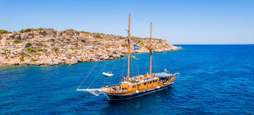 Fernandes Gozo, Comino & The Blue Lagoon Day Cruise
