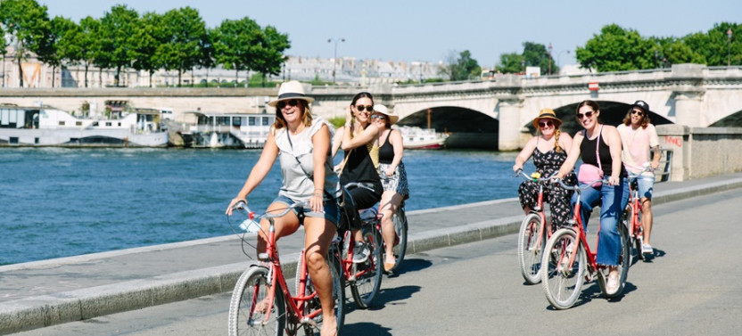 Highlights of Paris Bike Tour