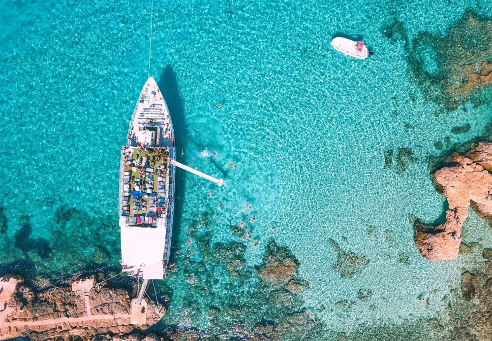 Comino, The Blue Lagoon & Caves Sightseeing Cruise (Full Day)