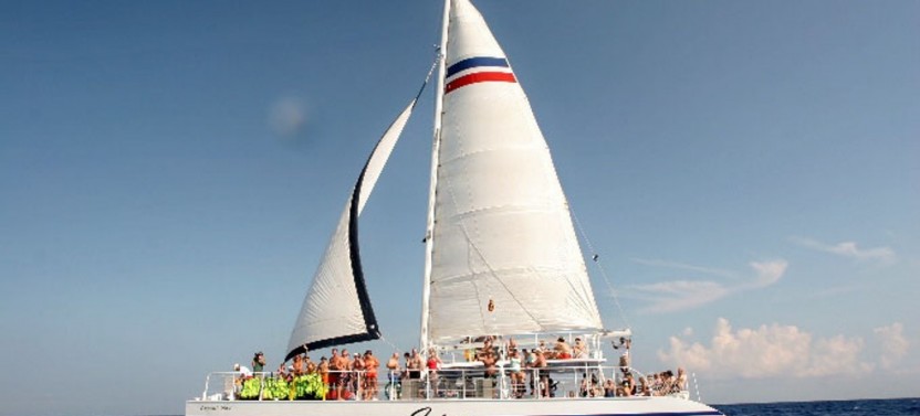 Caribbean Combo: Catamaran + Snorkel + Sunset