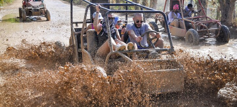 Ultimate Dune Buggies or ATVs Tour with Beach and Farm Stop