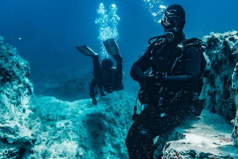 Scuba Diving Experience in Bodrum w/ Lunch and Licensed Instructor