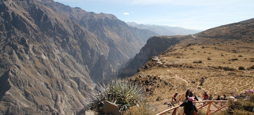 Custom: Private Full Day Colca and Trekking to Uyo