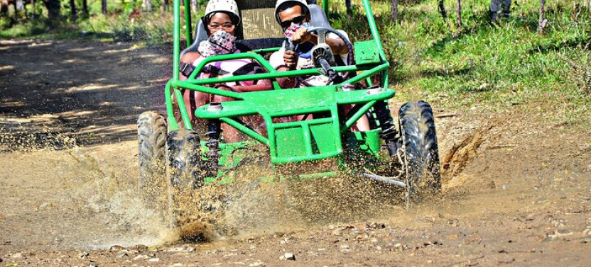 Full-Day La Hacienda Dune Buggy with Zipline & Horseback Activity