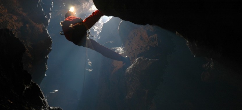 Abseil + Zipline the Cliffs and Caves of Nadi