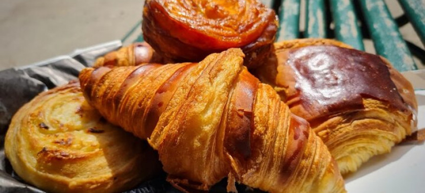 Guided Tour of Pastries in the Latin Quarter in Paris