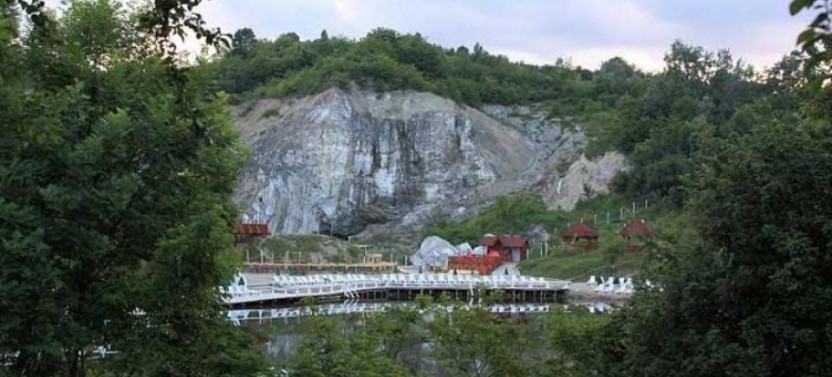 Private Slanic Salt Mine & Wine Tasting