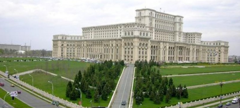 Private Full Day Bucharest Driving Tour