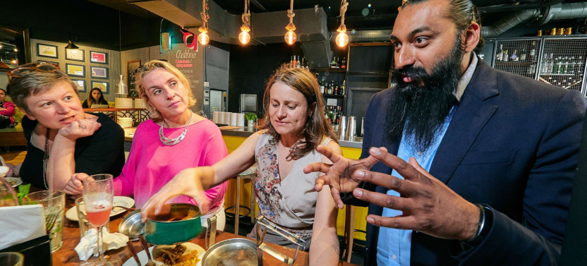 Expert-led London Food Tour: Essentials Of British Food Culture