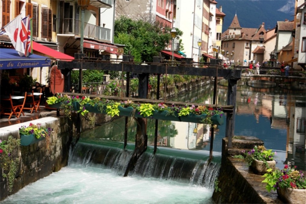 Geneva City Tour, Boat Cruise and Annecy