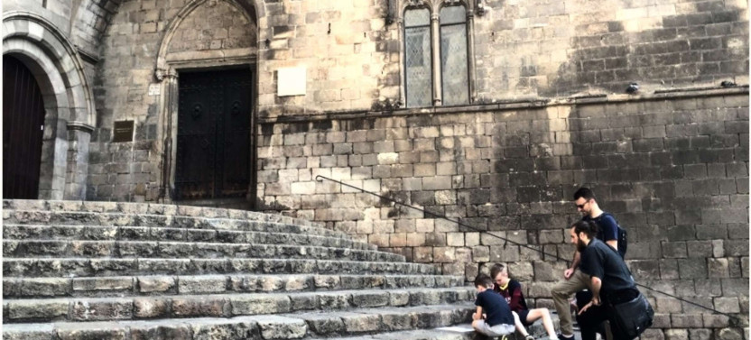 Private Expert-led Barcelona Gothic Quarter Tour For Kids