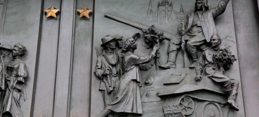 Expert-led Prague Communism Tour: Unveiling The Iron Curtain