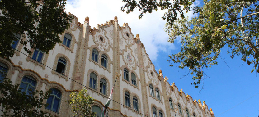 Expert-led Budapest Architecture Tour