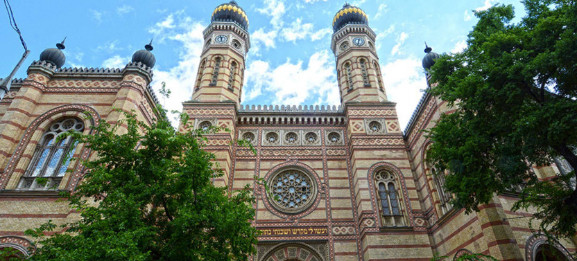 Private Expert-led Jewish Budapest History Tour