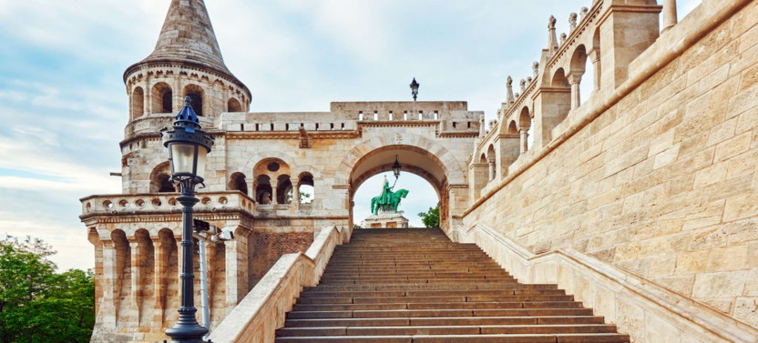Expert-led Budapest Castle District Tour