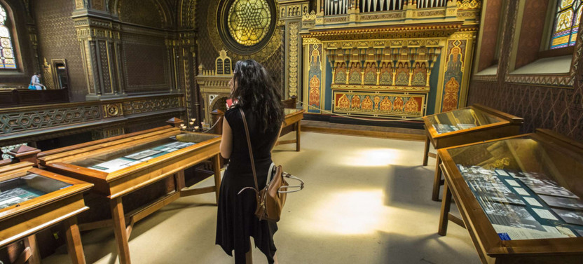 Expert-led Jewish Prague Synagogue Tour