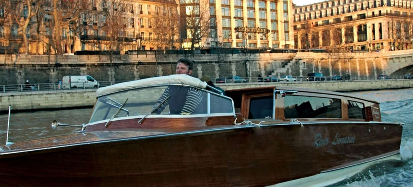 Expert-Led Paris River Cruise Tour By Private Luxury Yacht