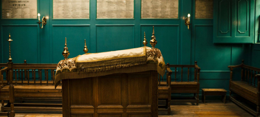Expert-led Jewish Amsterdam History Tour