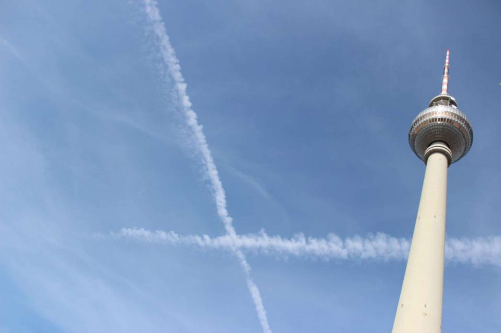 Expert-led Berlin Wall History Tour For Kids