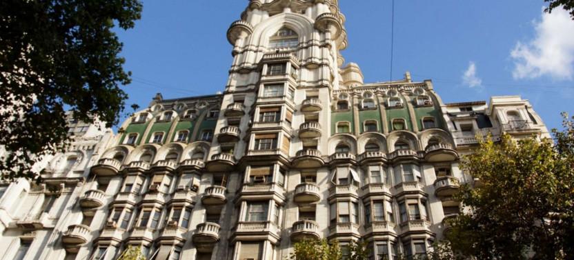 Expert-led Buenos Aires Architecture Tour