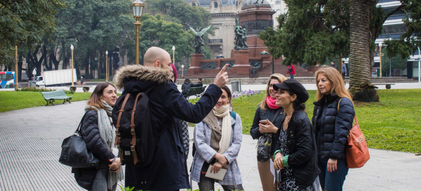 Expert-led Buenos Aires Politics Tour: Recoleta And Retiro