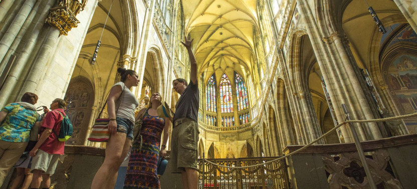 Expert-led Prague Castle District Tour With Strahov Monastery