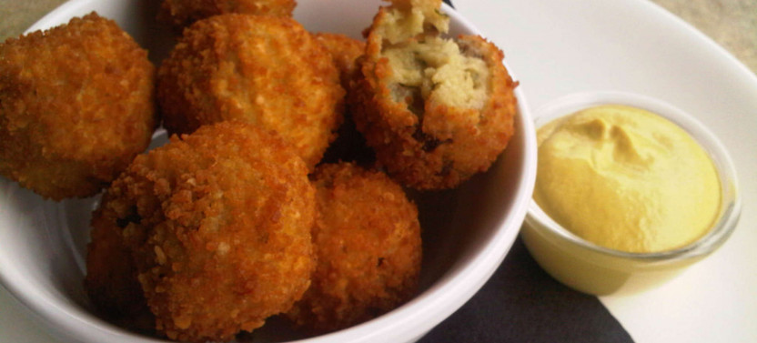 Expert-led Amsterdam Food Tour: Dutch Beer And Cuisine