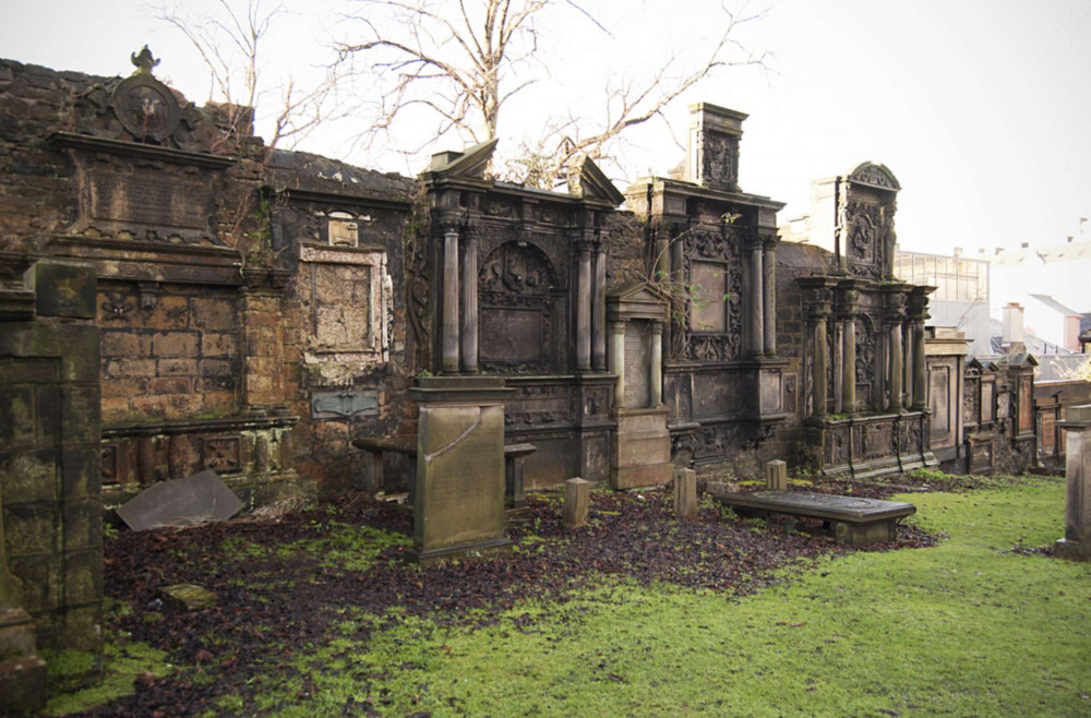 Expert-led Old Edinburgh Ghost Stories And History Tour