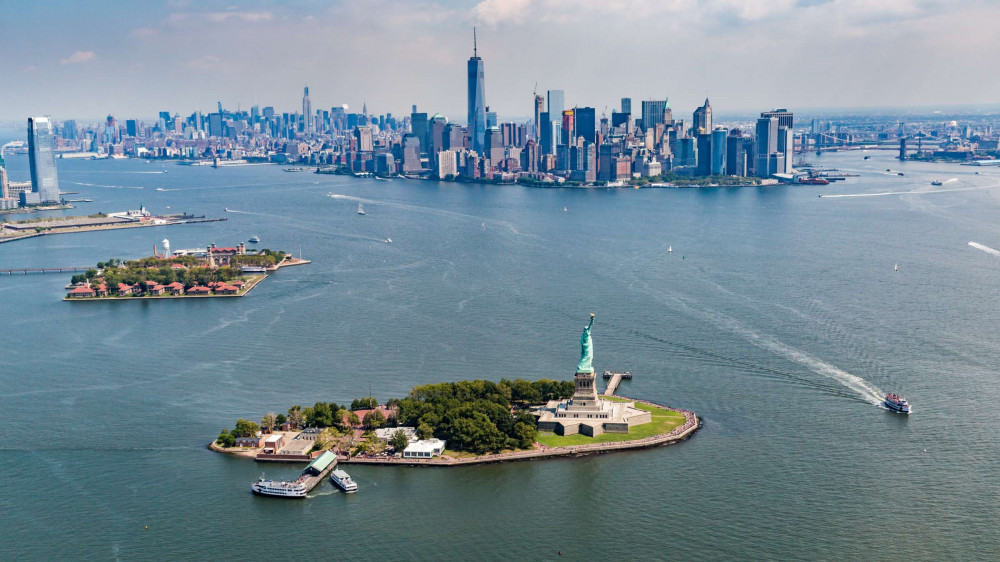 Expert-led Statue Of Liberty And Ellis Island Tour